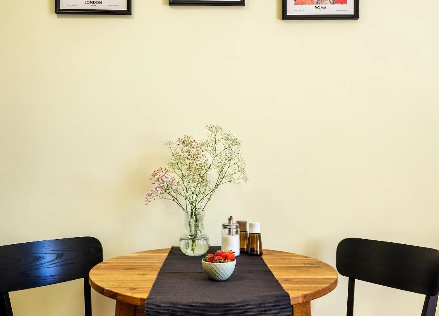 Yellow Studio - Kochanowskiego Krakow Apartment