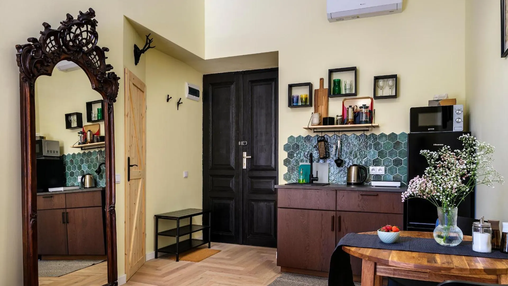 Apartment Yellow Studio - Kochanowskiego Krakow Poland
